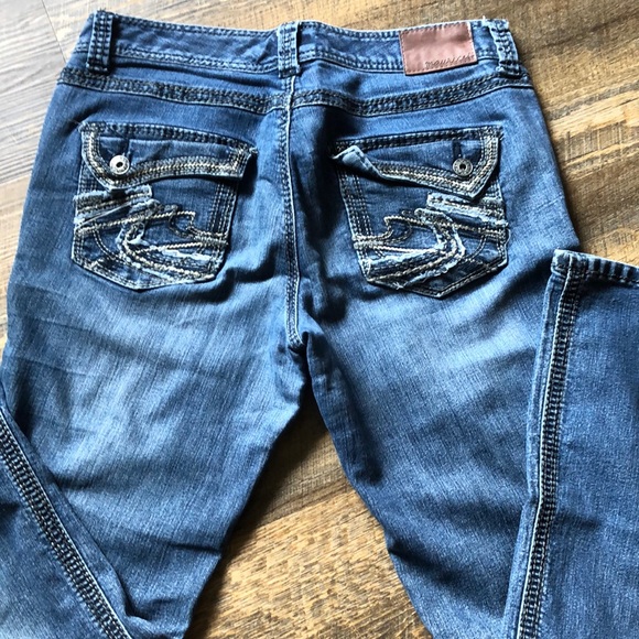 Maurices Denim Jeans - Picture 1 of 3